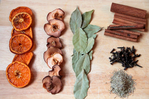 Trời nồm, nhà vẫn thơm tho nhờ cam, quế - 1