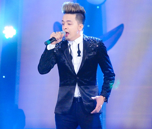 Phan Như Thảo quot;đá sânquot; làm MC - 10