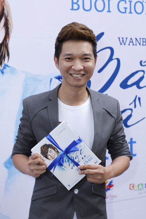 Hoàng Thùy Linh hết lòng vì Wanbi Tuấn Anh - 20