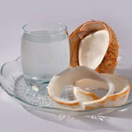 3 tháng đầu uống nước dừa: Không nên! - 1