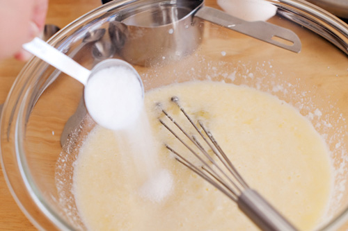 Nhấm nháp bánh mì ngô lạ miệng - 1