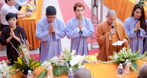 Ưng Hoàng Phúc đang yêu siêu mẫu Kim Cương? - 9