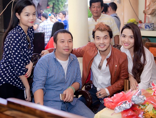 Ưng Hoàng Phúc đang yêu siêu mẫu Kim Cương? - 13