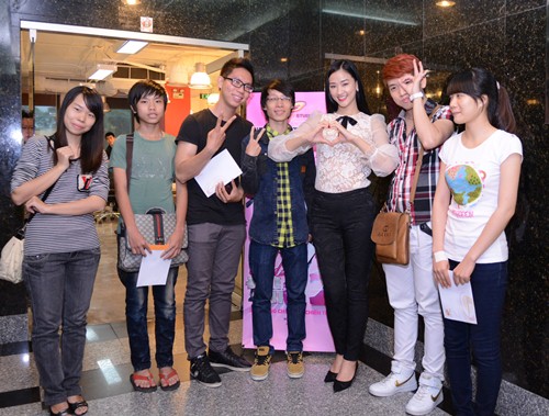 Maya xóa bỏ tin đồn quot;hiềm khíchquot; với Vân Trang - 12