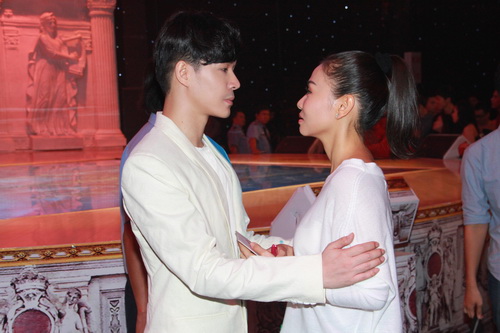 Vợ chồng Thu Minh hết lòng vì Nathan Lee - 3