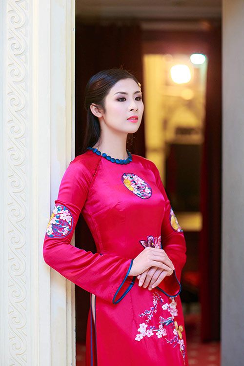 Ngọc Hân quot;thì thầmquot; cùng MC Lê Anh - 7