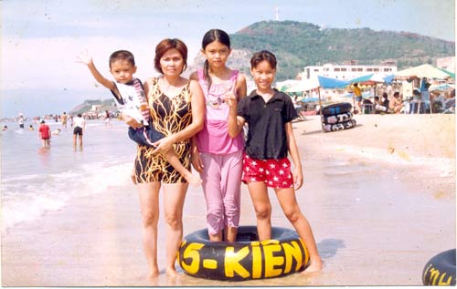 Mâu Thủy tiết lộ ảnh thơ ấu lém lỉnh - 4