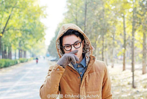 Cô nàng Trung Quốc đẹp trai ngỡ ngàng - 12