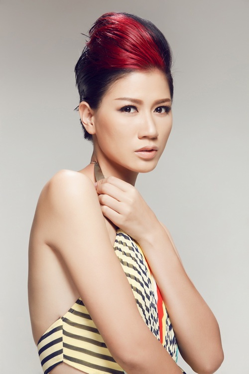 Siêu mẫu Ngọc Bích khoe đường cong chữ S - 8