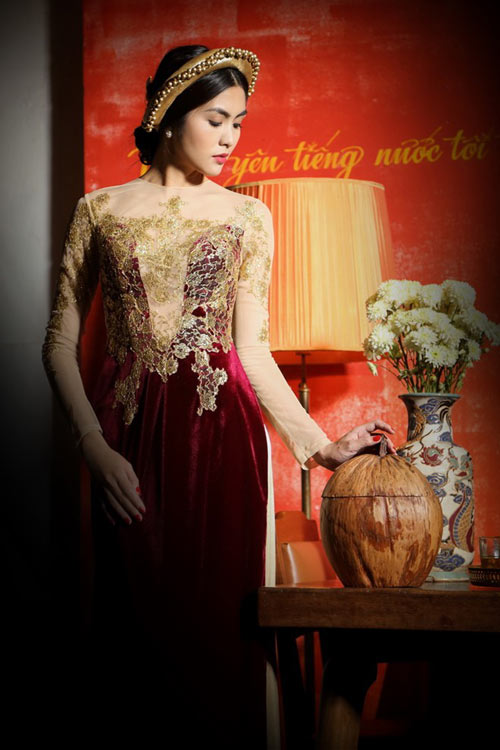 Tăng Thanh Hà đẹp dịu dàng với áo dài nhung - 5