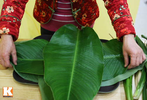 Cách gói bánh chưng không cần khuôn - 7