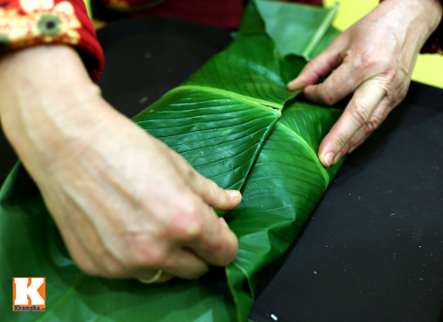 Cách gói bánh chưng không cần khuôn - 13