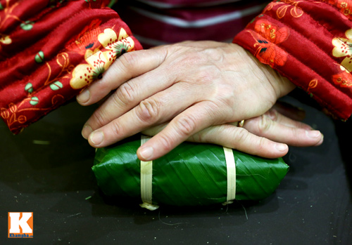 Cách gói bánh chưng không cần khuôn - 17