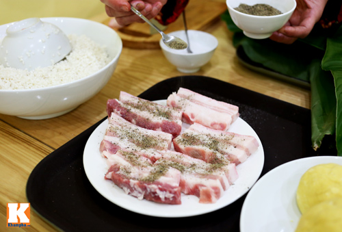 Cách gói bánh chưng không cần khuôn - 6