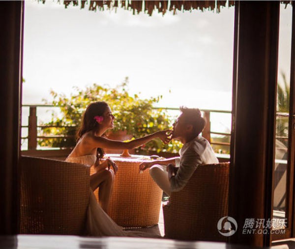 Toàn ảnh đám cưới Tiểu hoa đán Đồng Lệ Á - 13