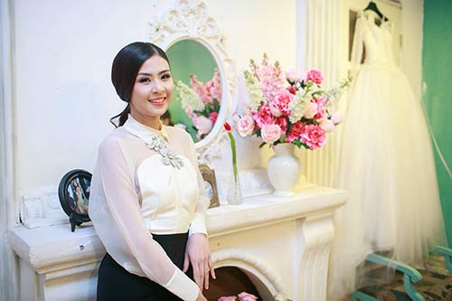HH Ngọc Hân thanh lịch bên Hồng Quế - 6