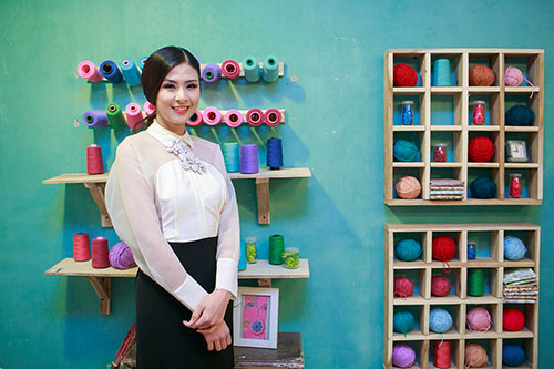 HH Ngọc Hân thanh lịch bên Hồng Quế - 2