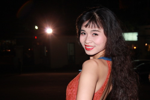 Hot girl Kelly khoe hình xăm có một không hai - 15