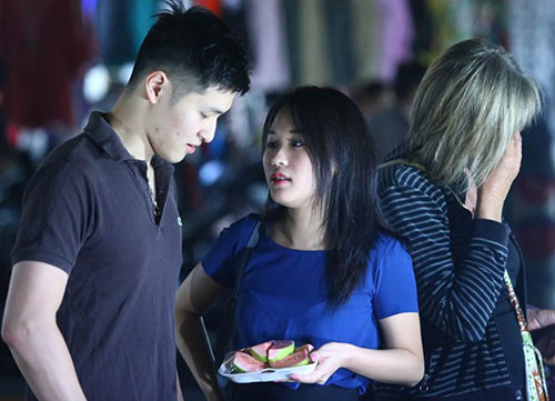 Diễm Hằng và người yêu đi chơi đêm ở Sài Gòn - 6