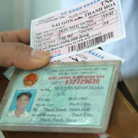 Khách vây ga SG: Mua vé từ ga HN không cần CMND