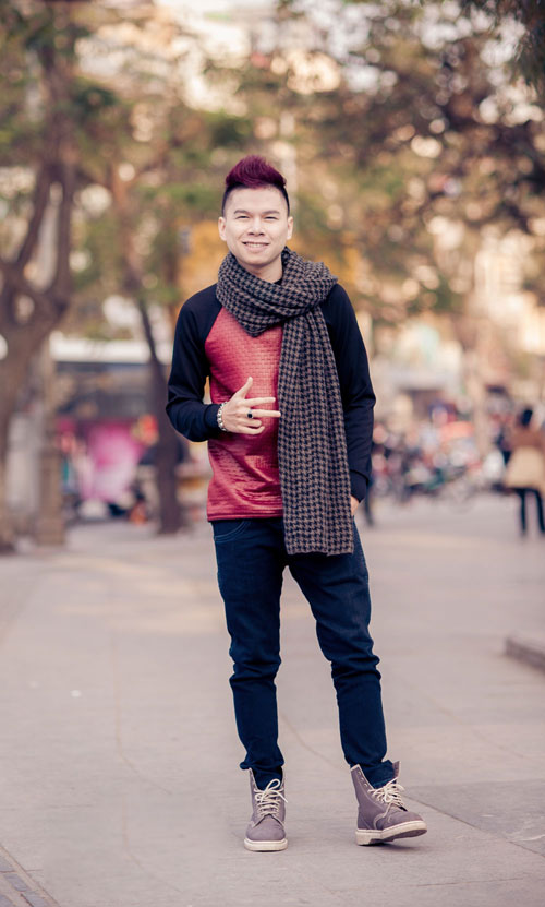 Hoàng Tôn The Voice tung album bắt kịp bạn bè - 1