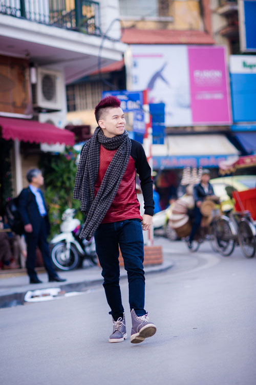 Hoàng Tôn The Voice tung album bắt kịp bạn bè - 6