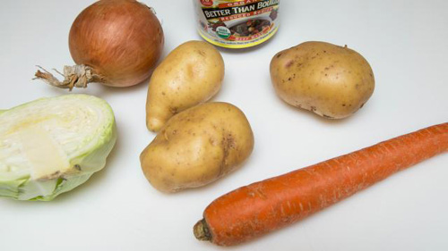 Súp bắp cải nóng hổi hấp dẫn - 1