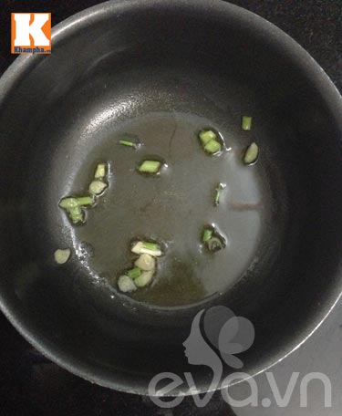 Cháo tôm đậu bắp con ăn dặm Tết - 5