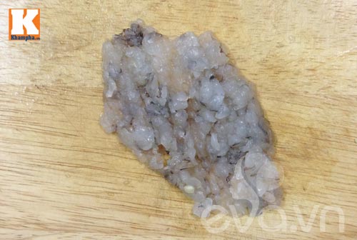 Cháo tôm đậu bắp con ăn dặm Tết - 3