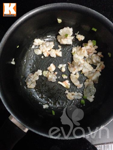 Cháo tôm đậu bắp con ăn dặm Tết - 6