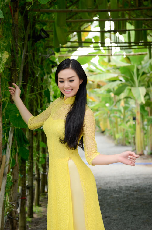 Khánh My quot;làm bạnquot; cùng rơm rạ ngày đầu năm - 6