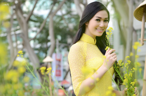 Khánh My quot;làm bạnquot; cùng rơm rạ ngày đầu năm - 4