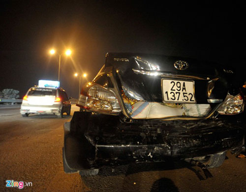 Xế hộp đâm liên hoàn, cao tốc Pháp Vân tê liệt trong đêm - 6