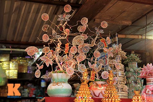 Dịch vụ đổi tiền lẻ tấp nập tại đền Bà Chúa Kho - 14