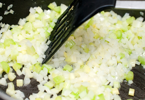 Cơm rang xúc xích ăn là thích! - 3