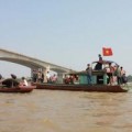 Tin tức - Gia đình đề nghị tiếp tục tìm kiếm xác chị Huyền