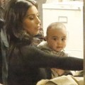 Làng sao - Eva "soi" 14/2: Ảnh mới của con gái Kim Kardashian