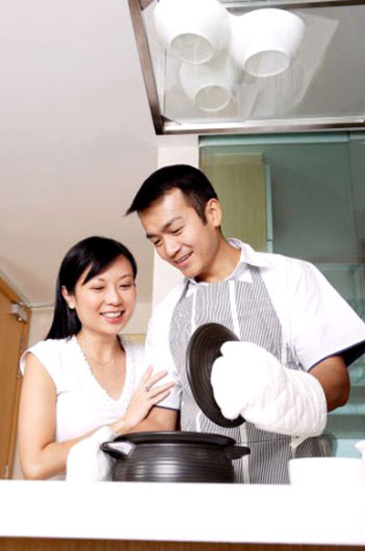 Không có con ruột thì xin con nuôi - 1