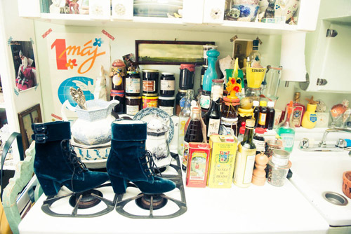 Đắm chìm trong tủ đồ lãng mạn của quý bà U70 - 2