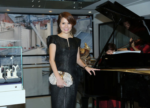 U50 Sài Gòn thành mỹ nhân sau ‘dao kéo’ - 1