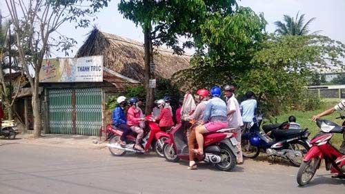 Hạ sát bạn gái đến chết trong quán cà phê võng - 1