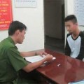 Tin tức - 3 học sinh ở Sài Gòn dọa chặt tay bạn để tống tiền