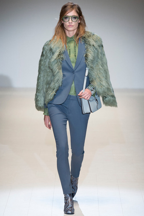 Gucci mở hàng ấn tượng tại Milan FW - 1