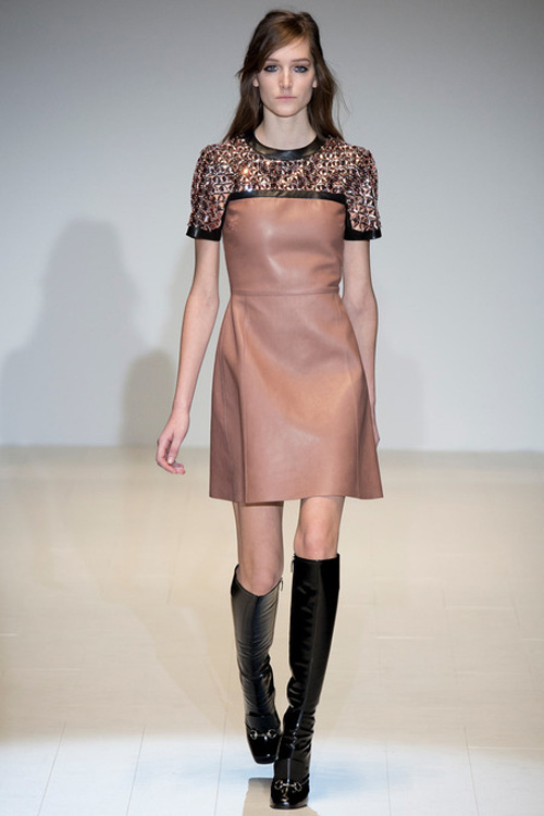 Gucci mở hàng ấn tượng tại Milan FW - 7