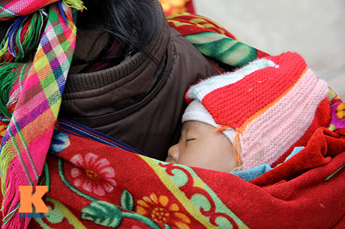 Nét hồn nhiên của trẻ vùng cao trong giá rét - 9