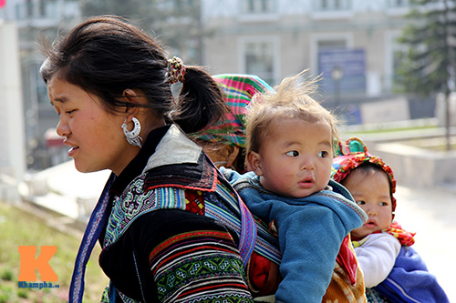 Nét hồn nhiên của trẻ vùng cao trong giá rét - 4