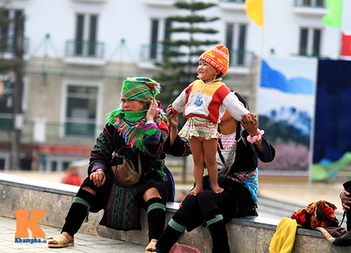 Nét hồn nhiên của trẻ vùng cao trong giá rét - 3