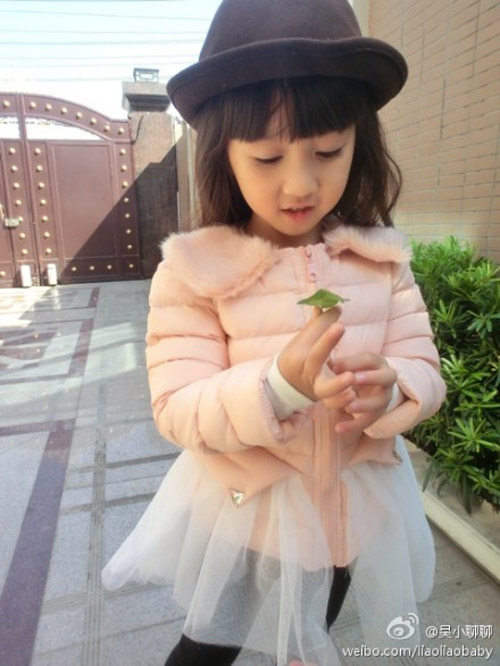 Ngắm sao nhí có quot;đôi mắt naiquot; đẹp nhất Cbiz - 9