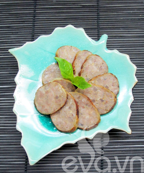 Tự tay làm dồi chiên đãi cả nhà - 11