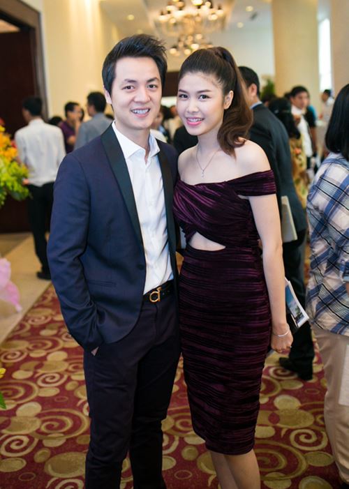 Vợ Đăng Khôi sexy đi sự kiện cùng chồng - 2